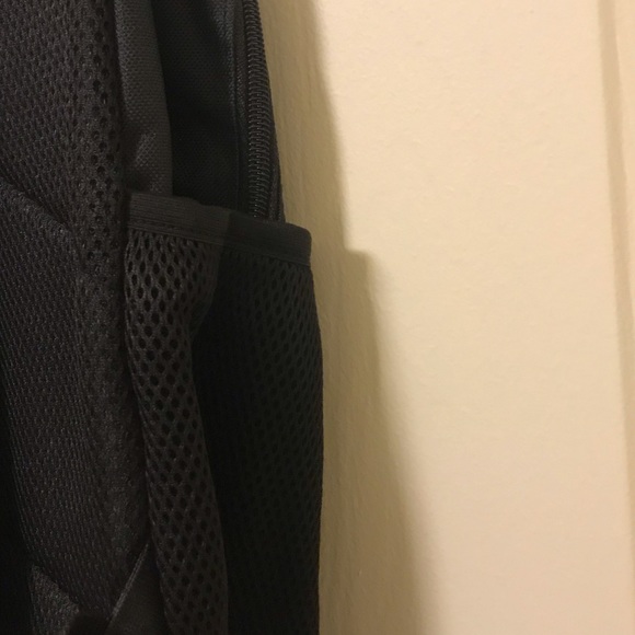 Kobe Bryant Legend Forever‎ Backpack NEW - Picture 2 of 7